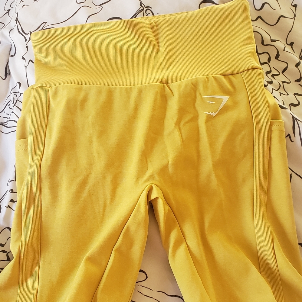 Gymshark yellow sol lift shorts